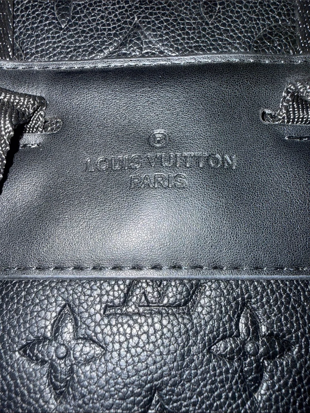 Luxury Designer Louis Vuitton M23127 Montsouris Backpack Black Monogram Leather